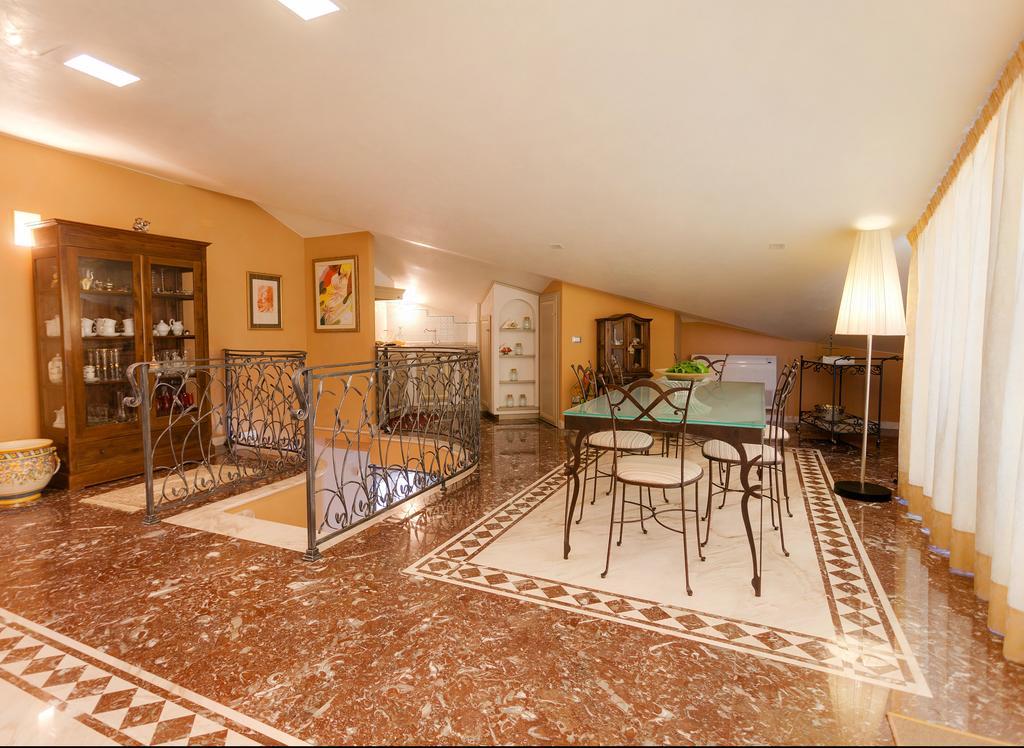La Suite Del Faro Scalea Exterior photo