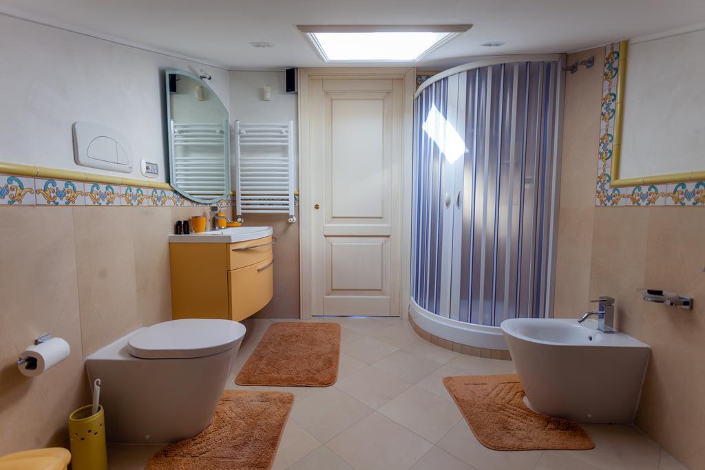 La Suite Del Faro Scalea Exterior photo