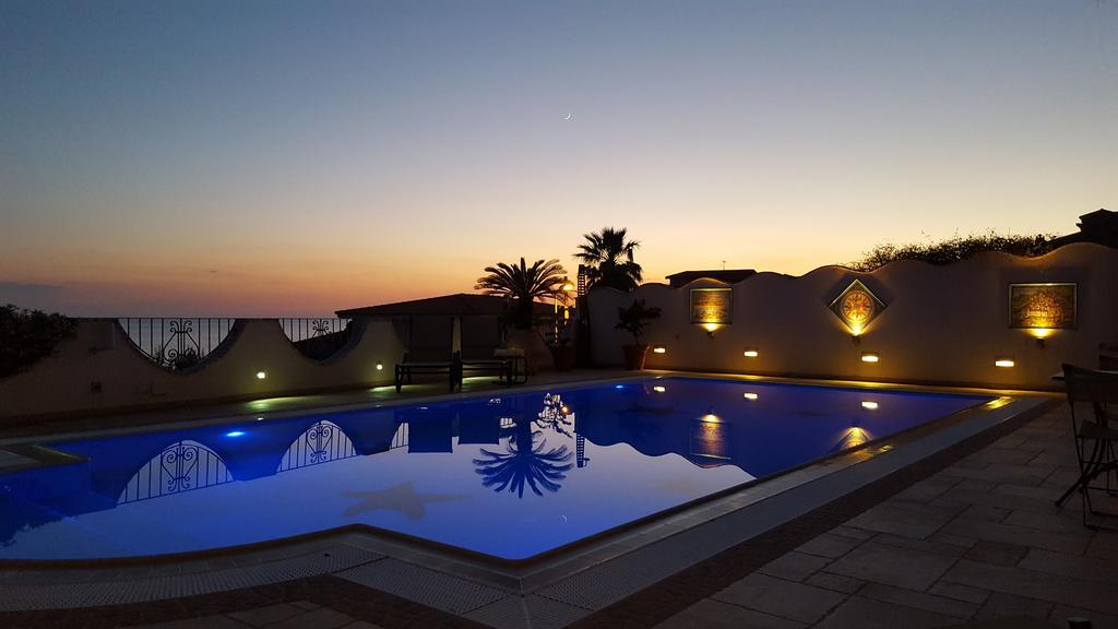 La Suite Del Faro Scalea Exterior photo