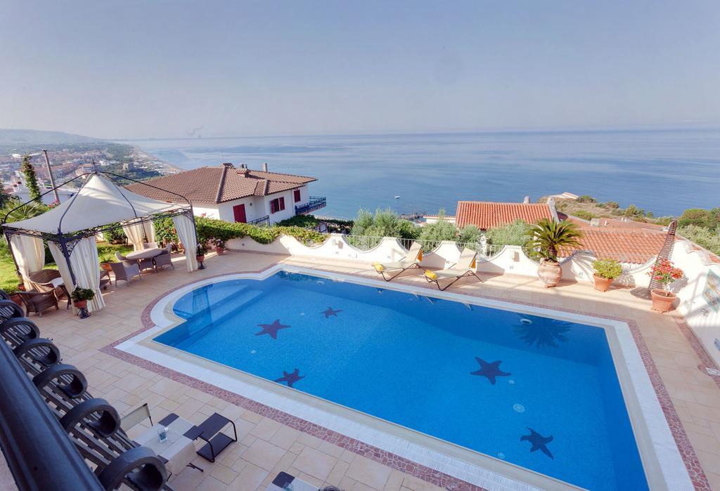 La Suite Del Faro Scalea Exterior photo